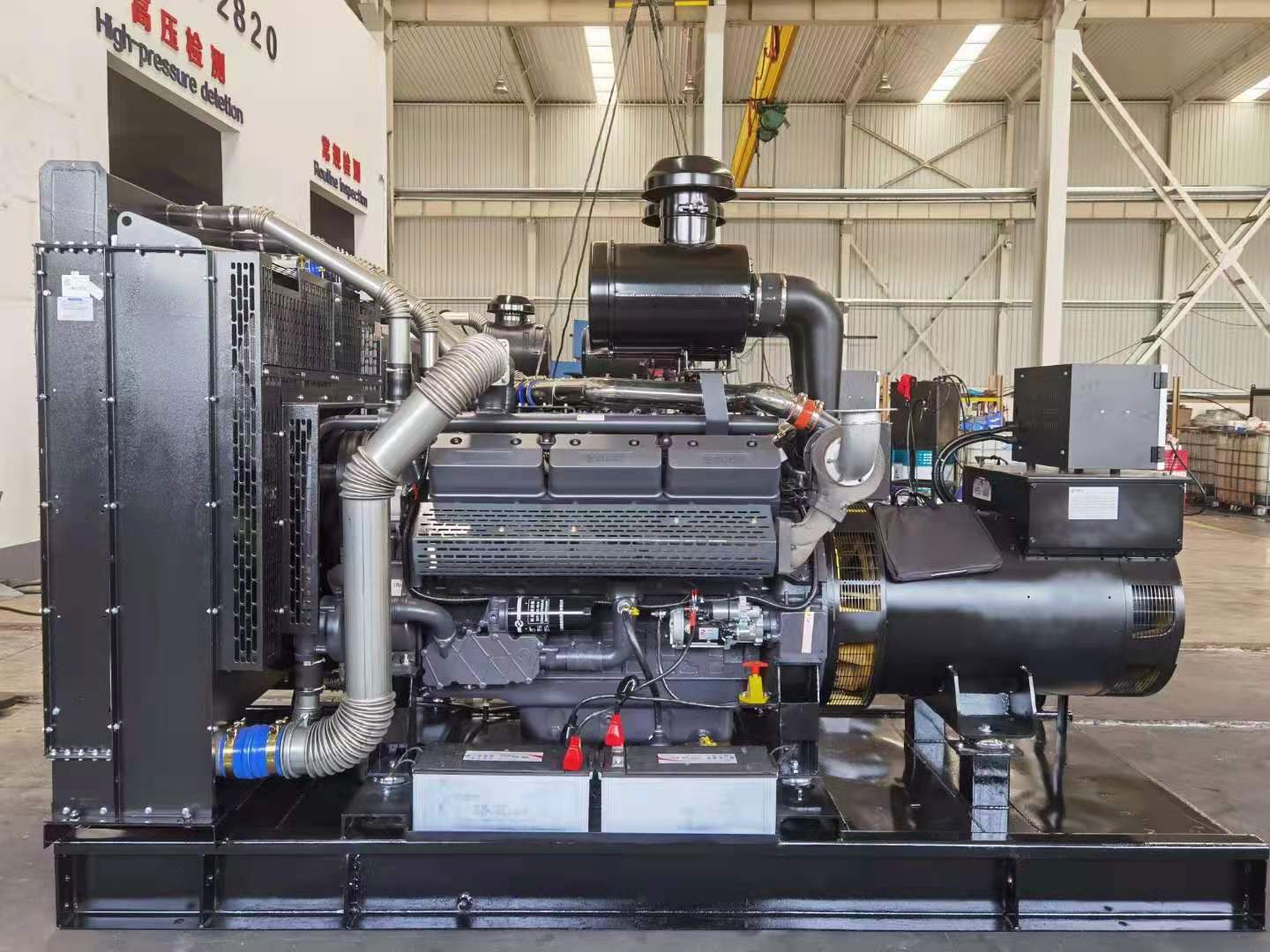 上柴股份系列發電機組，550KW底座油箱款準備發貨