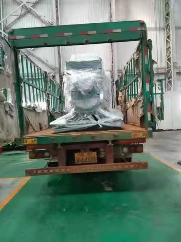 兩臺玉柴1000kw柴油發(fā)電機組及時發(fā)往甘肅，并機使用，總功率達到2000kw